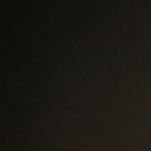 Meet your Posher, Farah - Picture 1 of 1